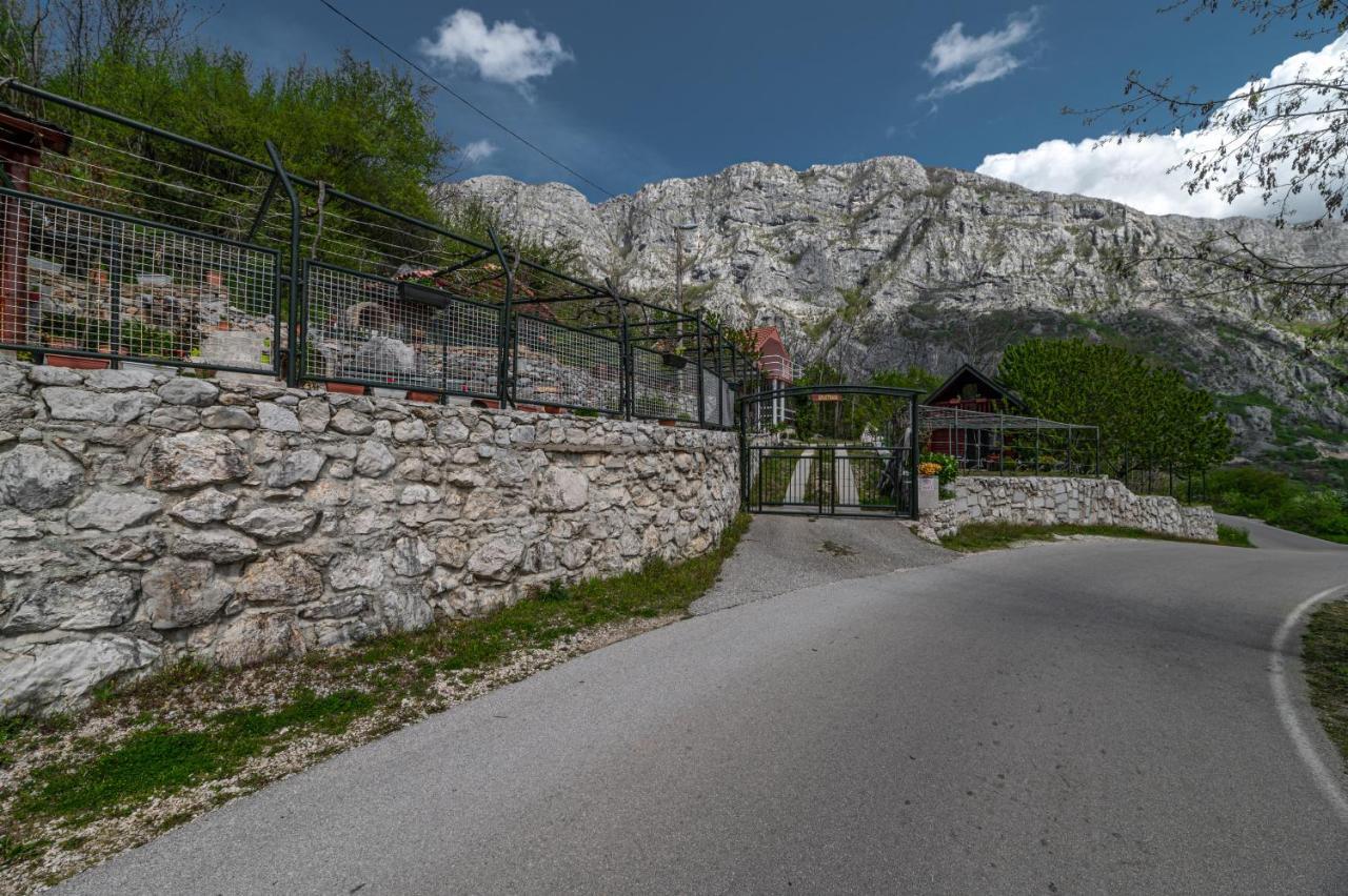 Holiday Village Ostrog Nikšić Dış mekan fotoğraf