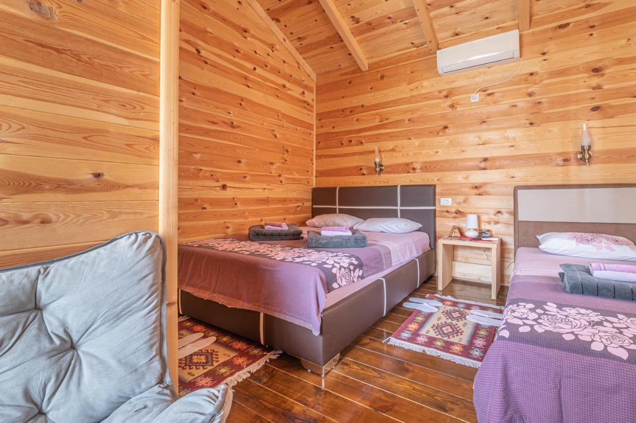 Holiday Village Ostrog Nikšić Dış mekan fotoğraf