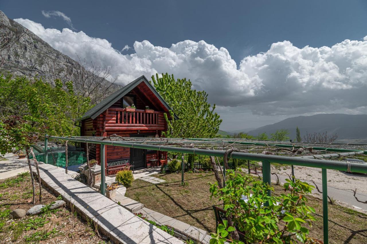 Holiday Village Ostrog Nikšić Oda fotoğraf