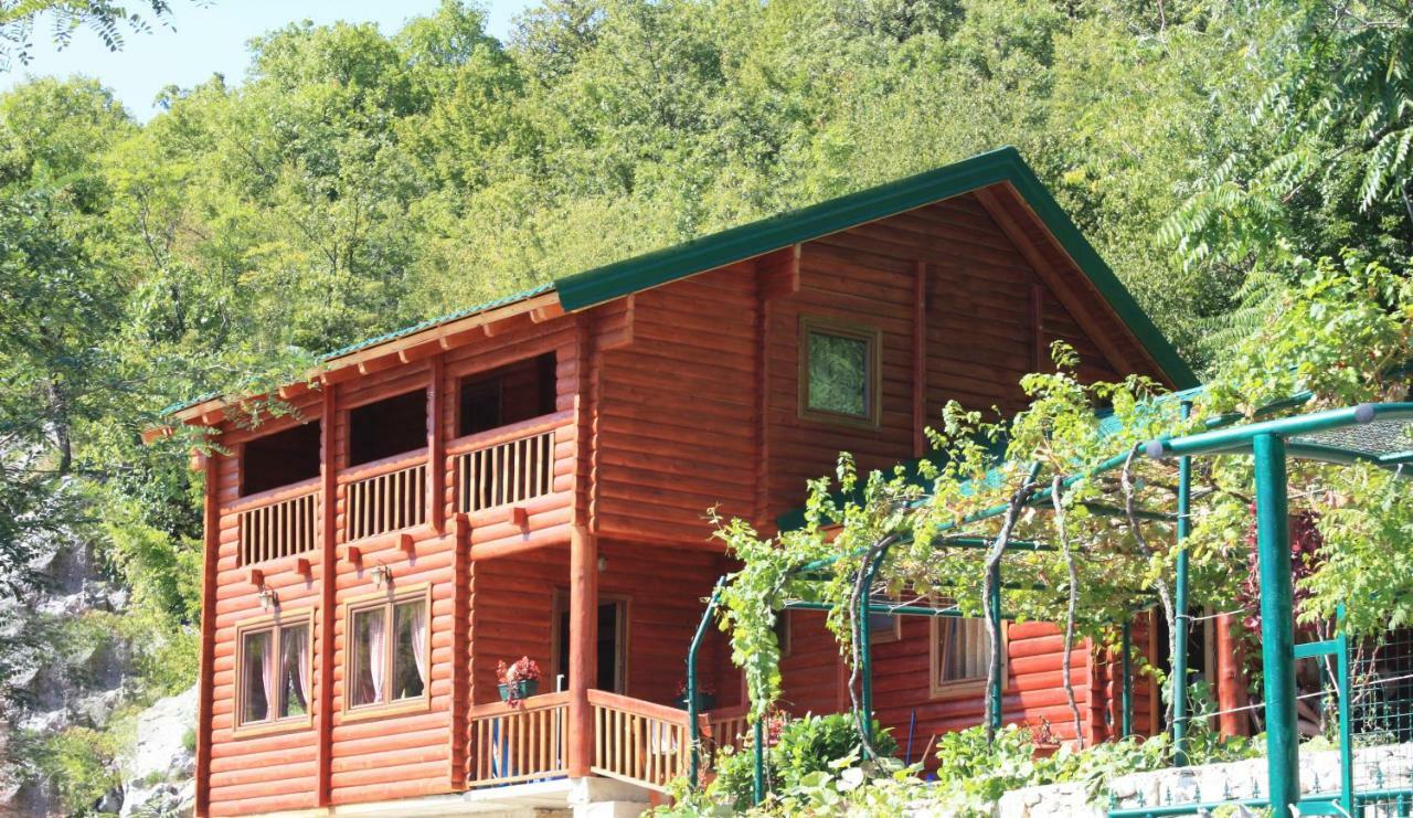 Holiday Village Ostrog Nikšić Dış mekan fotoğraf
